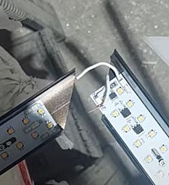 סרטון הדרכה - חיבור פינה פרופיל S4 סרטון הדרכה - חיבור פינה פרופיל S4